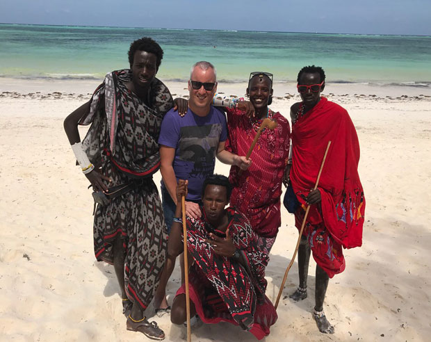 Саша Матић из Занзибара директно на сцену